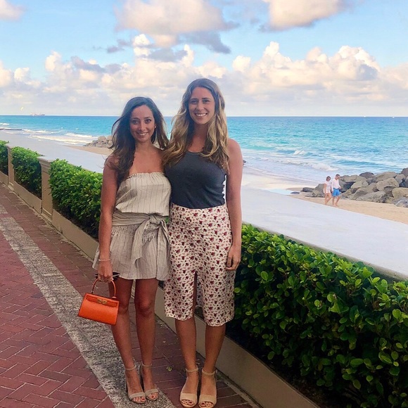 Meet your Posher, Lauren - Picture 7 of 9